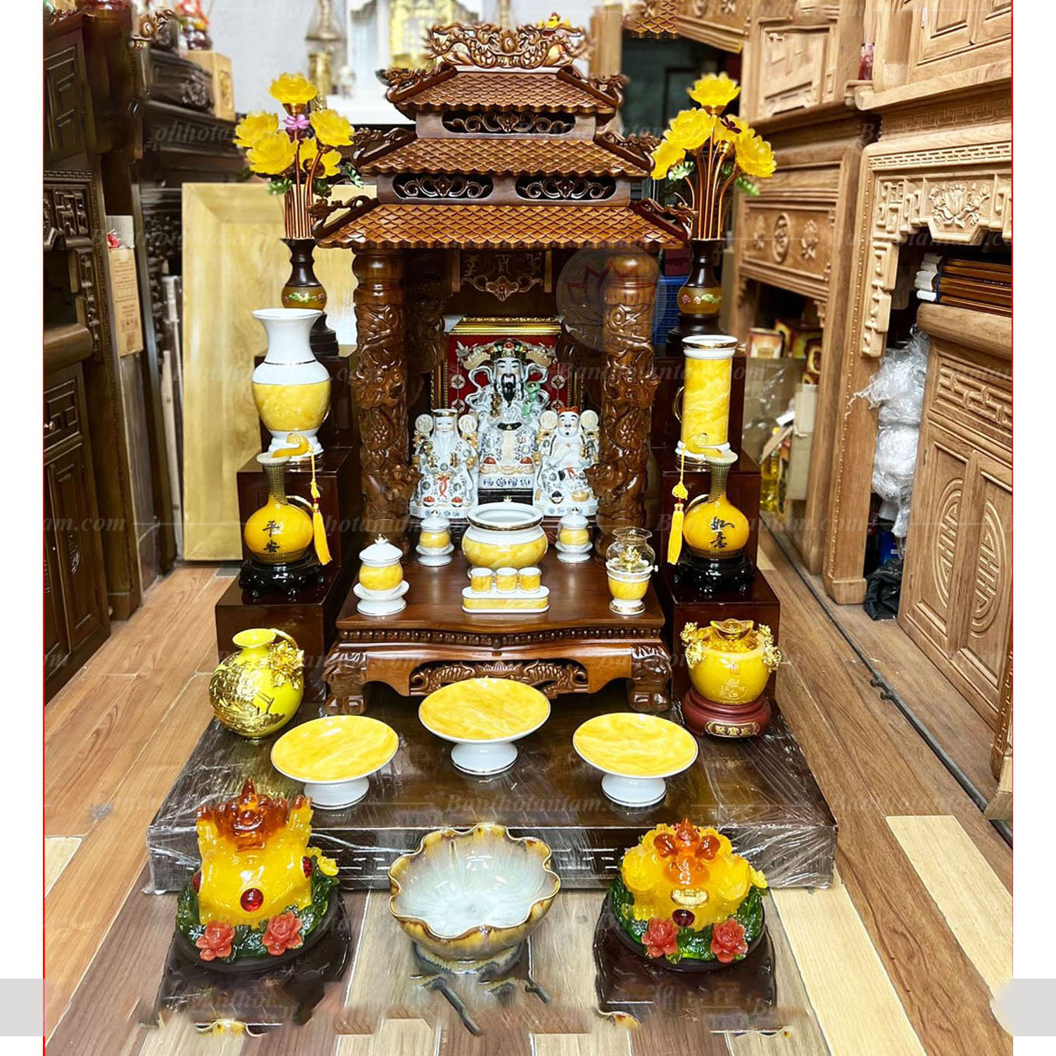 Ý nghĩa của bàn thờ Thần Tài, ông Địa