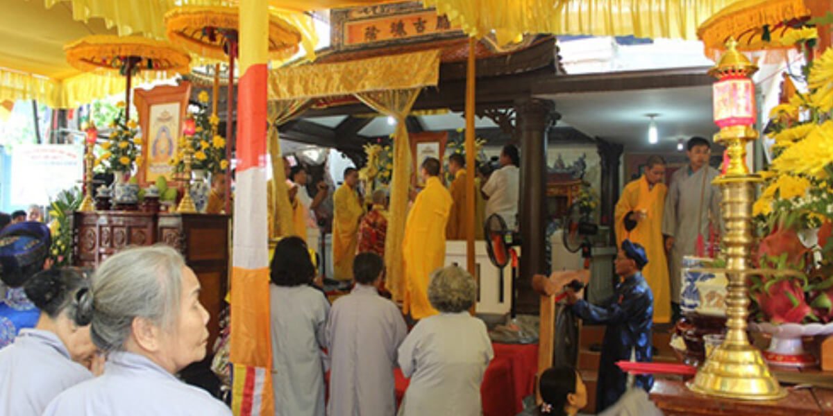 Ý nghĩa của việc cún 100 ngày cho người mất