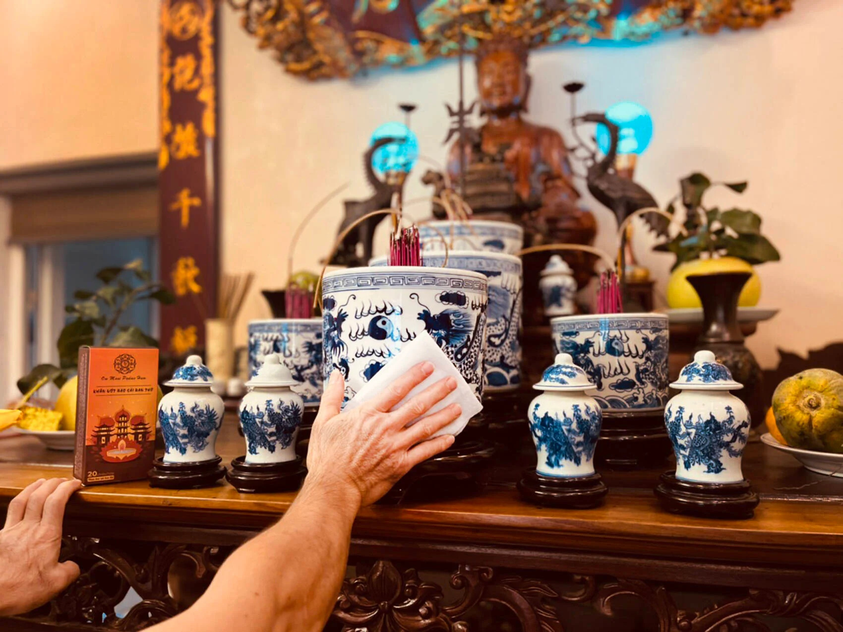 văn khấn bao sái bàn thờ