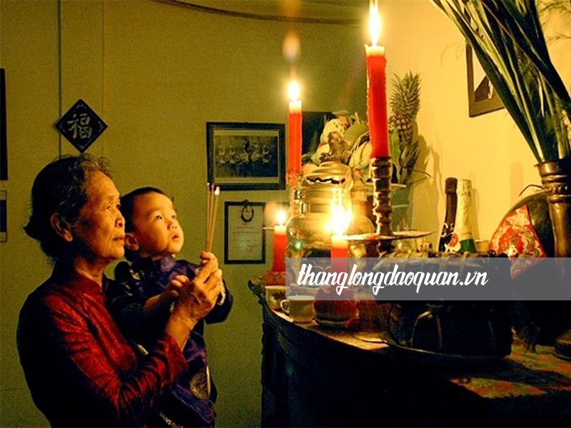 Cúng giao thừa trước hay sau 12h