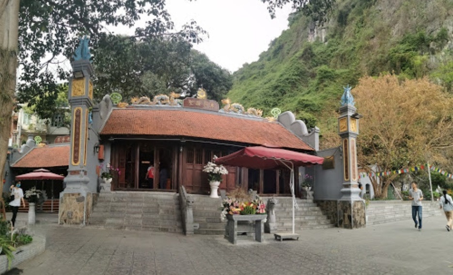 văn khấn đền đức thánh cả