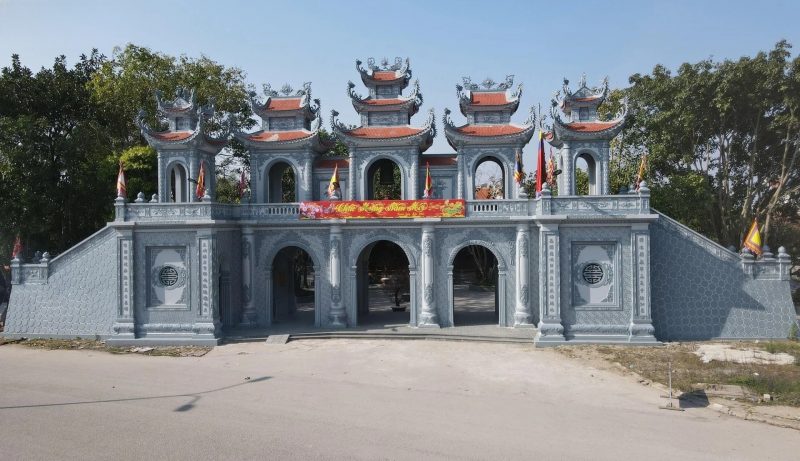 Đền Quan Lớn Tuần Tranh